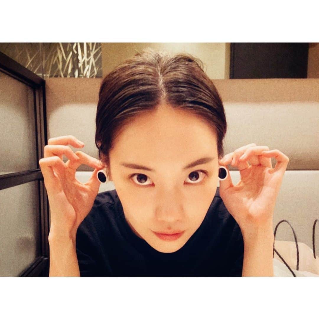 田中こなつさんのインスタグラム写真 - (田中こなつInstagram)「👀👀👀👀 #👀 #eyes #earrings #new #accessory #thisone」7月4日 13時09分 - konatsu_tanaka