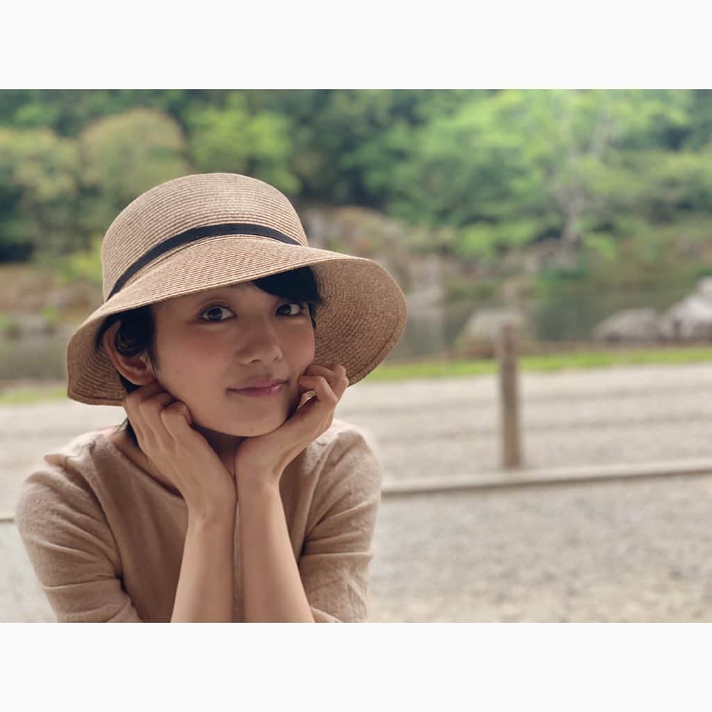 のインスタグラム：「🌿」
