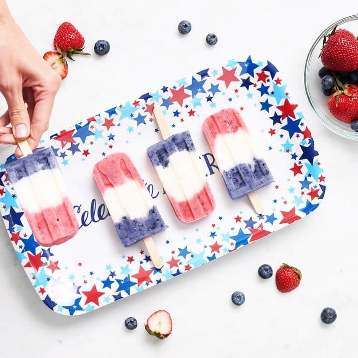 ロック&リパブリックのインスタグラム：「Let the celebrations begin! Serve your sweet treats in star-spangled style. #Kohls #fourthofjuly」