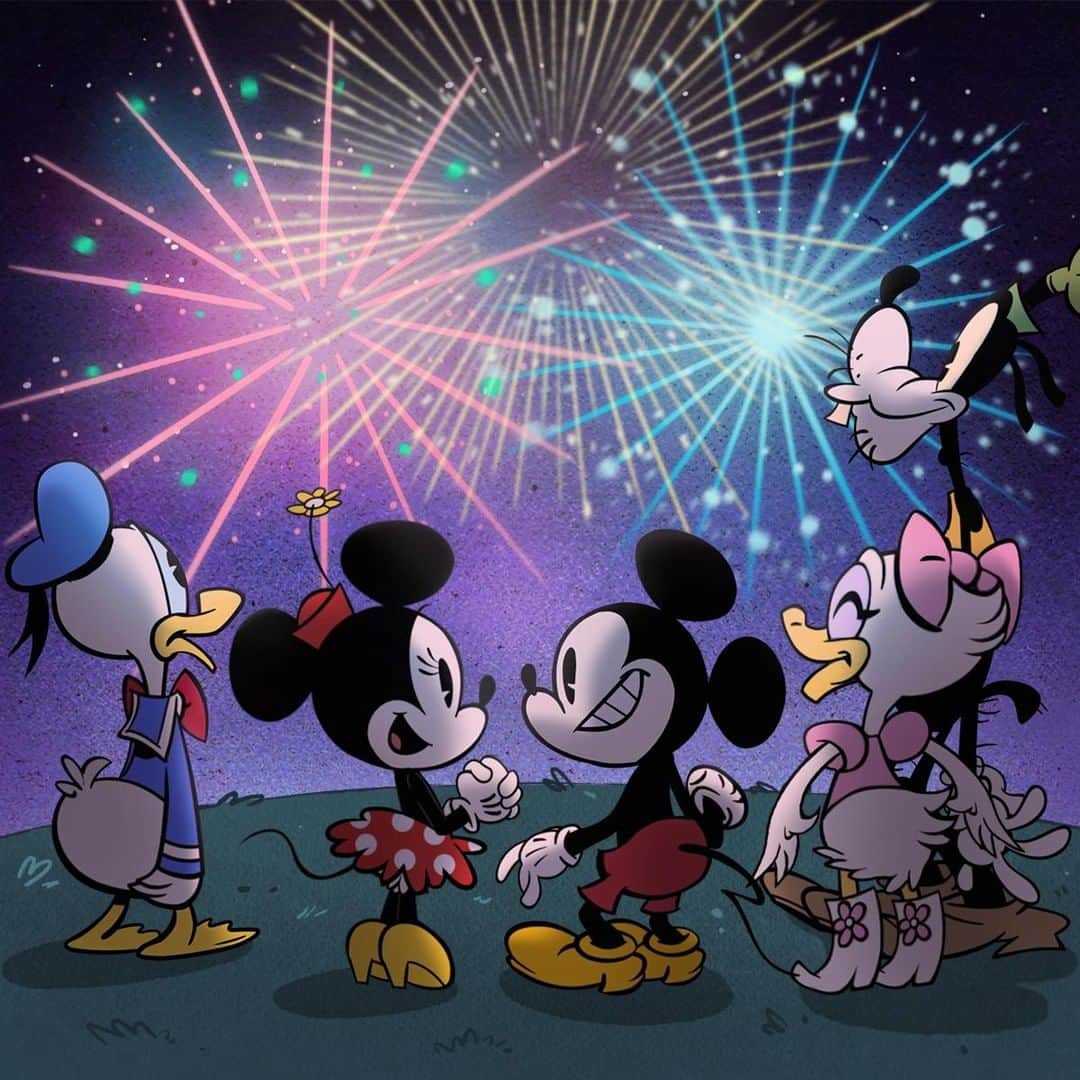 ミッキーマウスさんのインスタグラム写真 - (ミッキーマウスInstagram)「Fireworks, friends and fun! 🎆 Happy #FourthOfJuly!」7月4日 23時00分 - mickeymouse