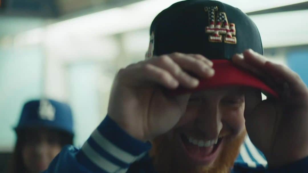 ニューエラ・キャップのインスタグラム：「Today we wear the Official On-Field Cap of Independence Day to honor America. WE REIGN AS ONE • @redturn2 in the Los Angeles Dodgers Independence Day #59FIFTY Fitted」