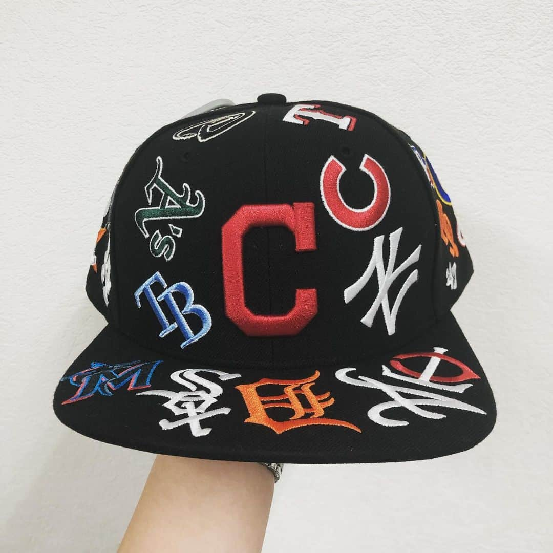 セレクションスタッフさんのインスタグラム写真 - (セレクションスタッフInstagram)「.﻿ 新しいCAP🧢﻿ ﻿ MLBオールスターゲーム開催記念モデル✨﻿ 総柄のチームロゴデザイン^ - ^﻿ 数量限定で入荷したよっ✌️🌈﻿ シンプルコーデにアクセントとして﻿ 持ってきたいアイテム❤️﻿ ﻿ ﻿ #mlb #mlballstargame #オールスターゲーム #オールスター #メジャーリーグ #letyouryouout #47brand #cap #ストリートファッション #ストリート系男子 #nike #ナイキ #キャップ」7月4日 23時11分 - selection_headoffice