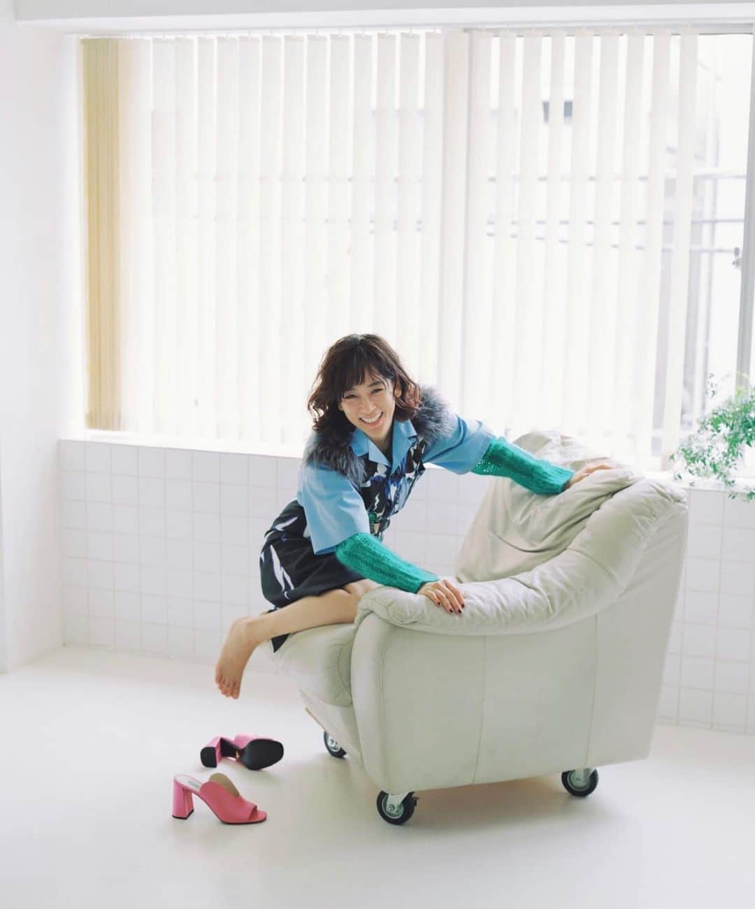 水川あさみのインスタグラム：「the fashion post vol.4 ...other cut. #thefashionpost #prada」