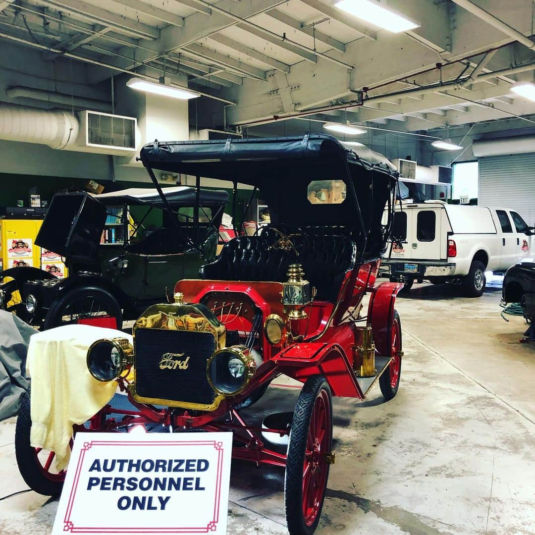 村主章枝さんのインスタグラム写真 - (村主章枝Instagram)「National Automobile Museum. It was fun to see the history of the automobile. The classic cars were very sexy #nationalautomobilemuseum  https://www.automuseum.org」7月4日 23時15分 - fumie.suguri