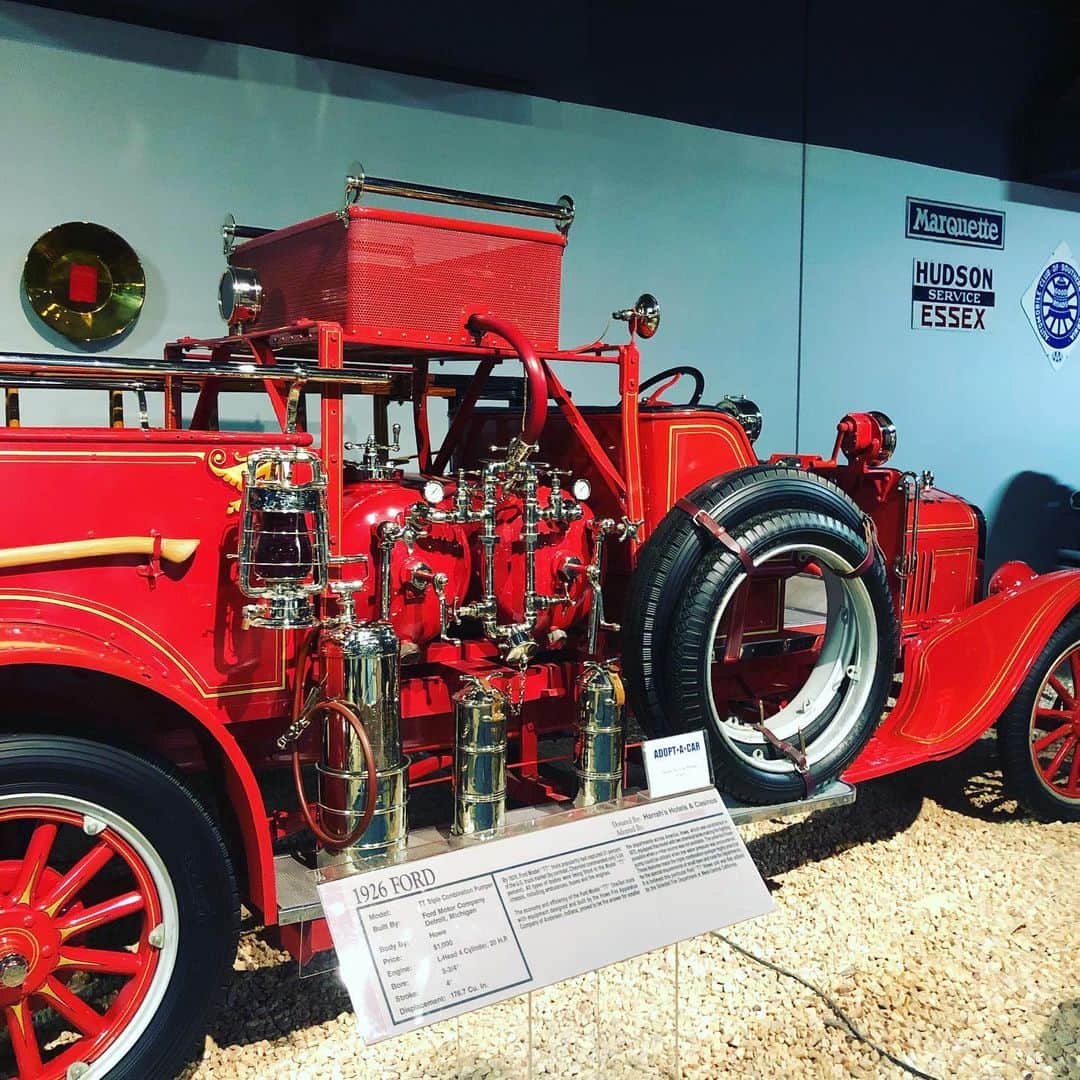 のインスタグラム：「National Automobile Museum.  #nationalautomobilemuseum  https://www.automuseum.org」