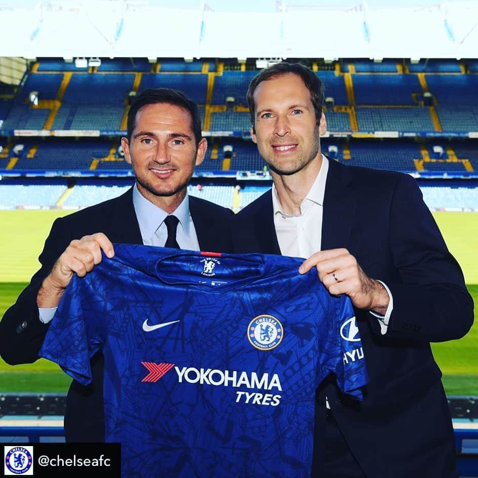 ペトル・チェフさんのインスタグラム写真 - (ペトル・チェフInstagram)「Repost @chelseafc - How much 💙 have you got for this photo! 😍 @franklampard @petrcech #WelcomeHomeFrank #CFC #Chelsea」7月5日 0時05分 - petrcech