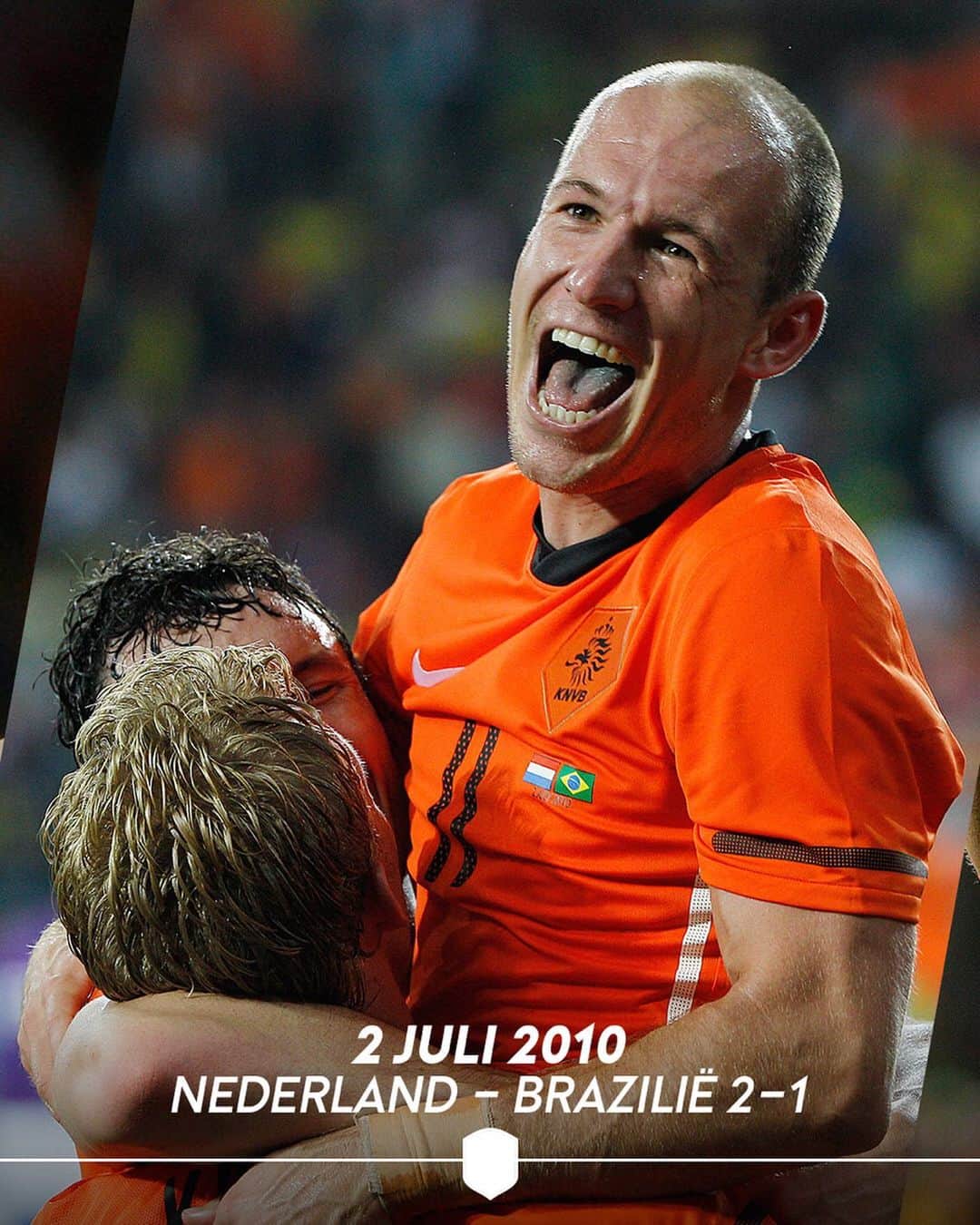 サッカー オランダ代表チームさんのインスタグラム写真 - (サッカー オランダ代表チームInstagram)「Gefeliciteerd met je fantastische carrière, Arjen! 🦁 #ArjenBedankt」7月5日 0時11分 - onsoranje