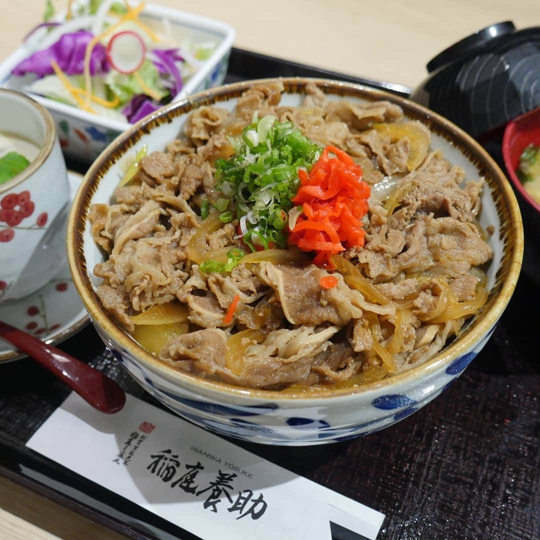 Japan Food Townさんのインスタグラム写真 - (Japan Food TownInstagram)「﻿ ﻿ 【NEW MEGA DON LUNCH SET - Inaniwa Yosuke】﻿ ﻿ Great News from "Inaniwa Yosuke" in Japan Food Town!﻿ Mega Size Donburi Lunch Set is available during limited.﻿ ﻿ Choose your preferred Donburi Item such as Tendon, Shogayaki Don, Gyu Don and more with affordable price for your lunch.﻿ *All set include Miso Soup, Small Salad and Chawanmushi.﻿ Mega Don Lunch Set is available until end of July 2019 from 11am to 5pm include weekends and public holidays.﻿ ﻿ Who would like to finish this MEGA Portion for your lunch and to get back the power for the rest of the day?﻿ ﻿ Japan Food Town is located at 435 Orchard Road, Wisma Atria Unit 04-39/54.﻿ Inaniwa Yosuke is located at Wisma Atria #04-45 in Japan Food Town.﻿ ﻿ 【NEWランチセット「大盛り丼ランチセット - 稲庭養助】﻿ ﻿ Japan Food Town内の「稲庭養助」から素敵なお知らせです！﻿ 「大盛り丼ランチセット」が期間限定でお楽しみ頂けます。﻿ ﻿ 天丼、しょうが焼き丼、牛丼他豊富な丼メニューの中からお好みの丼物をメガ大盛りでお楽しみ頂ける新しいランチセットメニューです。﻿ お値段もリーズナブルでボリュームも満点、お腹もお財布も大満足の「大盛り丼ランチセット」を是非ご利用下さい！﻿ ＊全ての丼には味噌汁、ミニサラダと茶碗蒸しがセットになります。﻿ 「大盛り丼ランチセット」は2019年7月末までの期間限定で週末、祝祭日を含む11AM〜5PMまでご利用頂けます。﻿ ﻿ さあ、この大盛り丼で残りの一日をパワー全開で過ごしたいと言うみなさん！お好みの大盛り丼でお腹を満たして下さいね！﻿ ﻿ Japan Food Townは435 Orchard Road, Wisma Atria Unit 04-39/54にあります。﻿ 稲庭養助はJapan Food Town内、Wisma Atria #04-45にあります。﻿ ﻿ #inaniwayosuke #japanfoodtown #japanesfood #eatoutsg #sgeat#foodloversg #sgfoodporn #sgfoodsteps #instafoodsg #japanesefoodsg #foodsg #orchard #sgfood #foodstagram #singapore #wismaatria #ジャパンフードタウン #シンガポール #稲庭養助#inaniwaudon #tendon #shogayakidon #gyudon #chickenkatsudon #chickennamban #mega #bigportion #megakunch﻿ ﻿ ﻿ ﻿ ﻿ ﻿ ﻿ ﻿ ﻿ ﻿ ﻿ ﻿ ﻿」7月4日 15時26分 - japanfoodtown