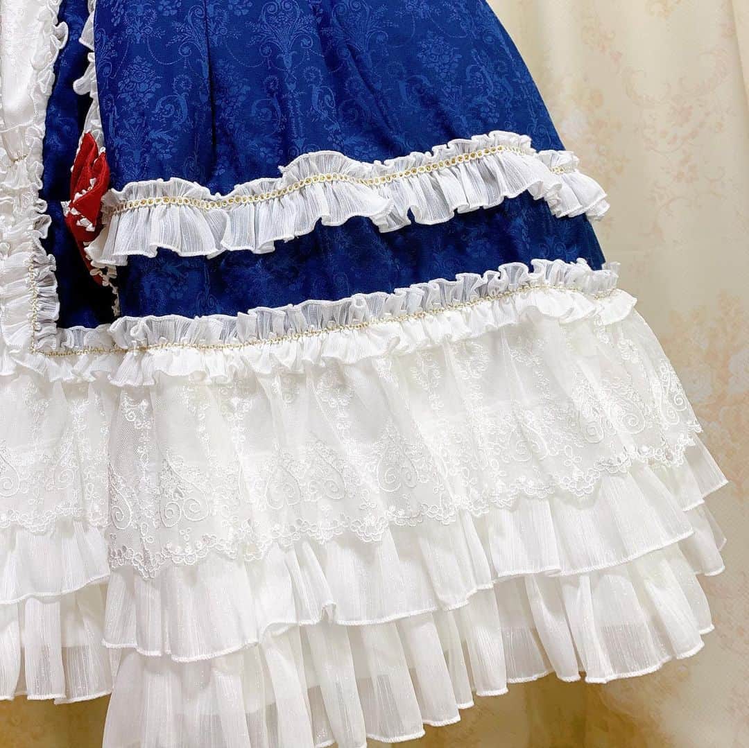 渚さんのインスタグラム写真 - (渚Instagram)「今日届いたhinana queenaさんのドレスが白雪姫みたいでしぬほど可愛いから見てほしい…😭💕 #lolita #sweetlolita #fashion #dress #白雪姫  #snowwhite」7月4日 15時40分 - nagi731