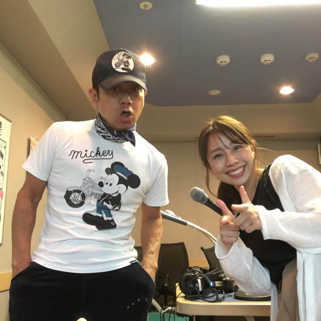 伊津野亮さんのインスタグラム写真 - (伊津野亮Instagram)「出た！yo yo兄さん 出た！毒毒コンビ このあと生放送@bayfm #伊津野亮 #鈴木あきえ #このラジオがヤバい  #このdjがヤバい  #このあとすぐ」7月4日 15時54分 - ryoizuno