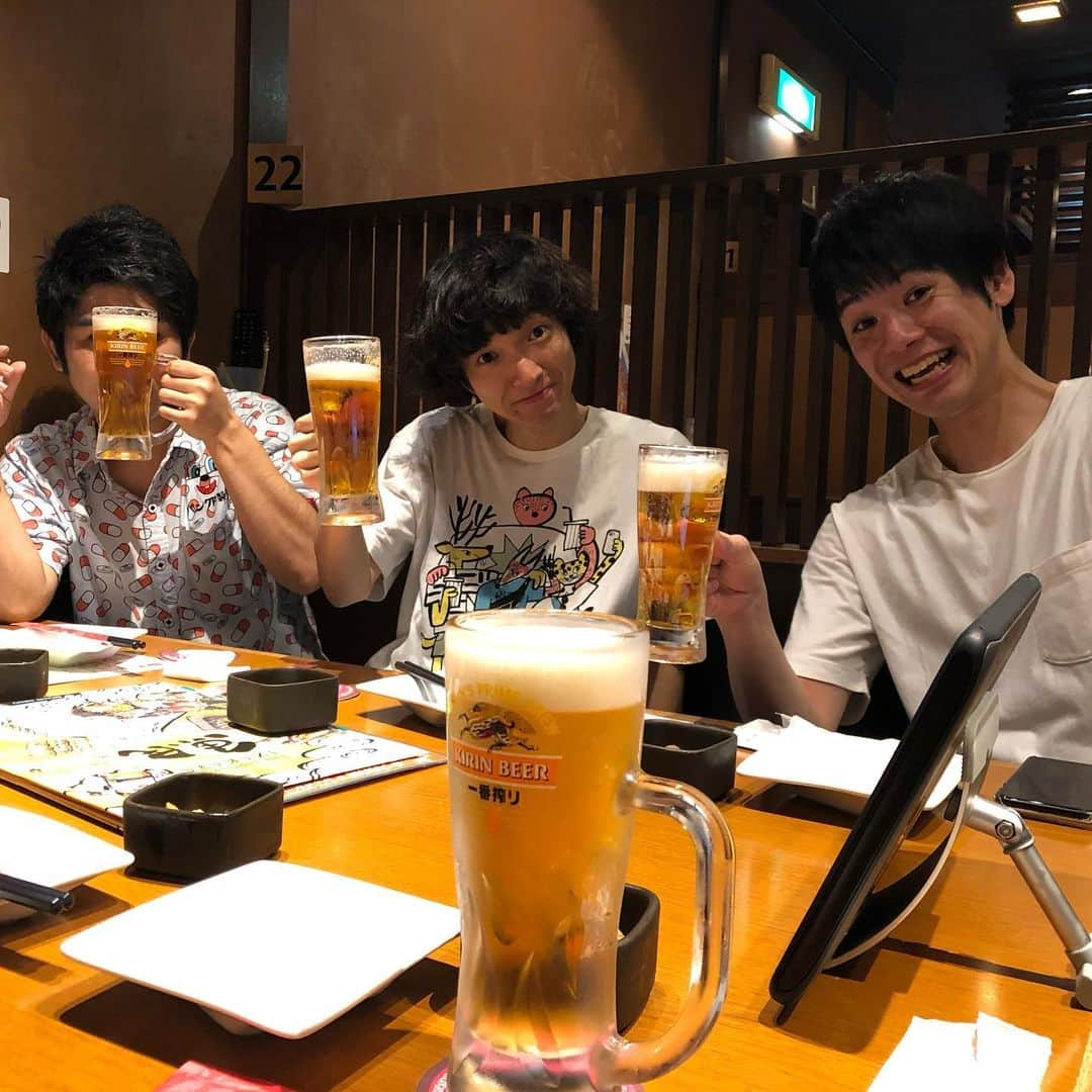 小石田純一さんのインスタグラム写真 - (小石田純一Instagram)「事務所ライブ終わりに乾杯。  #乾杯 #飲み #打ち上げ #ニュースタッフプロダクション #お笑い芸人 #芸人 #松戸ぴえろう #こぐれ村田 #カンフーガール伊藤 #生ビール #居酒屋 #和民」7月4日 16時13分 - koishida.trendy