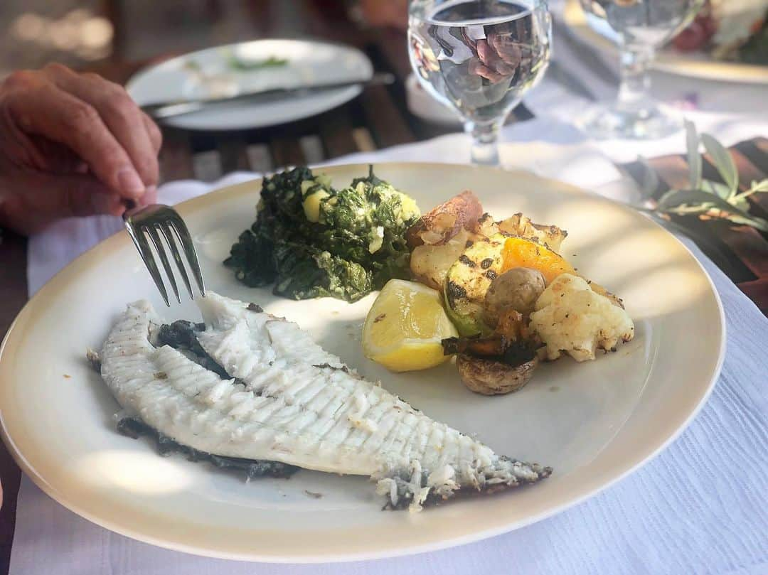 桐島かれんさんのインスタグラム写真 - (桐島かれんInstagram)「#lunch #Montenegro #svetistefan」7月4日 16時32分 - houseoflotuskaren