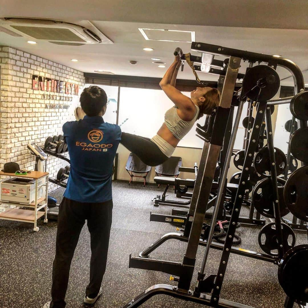 木村真野・紗野さんのインスタグラム写真 - (木村真野・紗野Instagram)「#entiregym #mayasaya #personaltrainer  #personaltraining  #training #egaodo #artisticswimmer  #artisticswimming  #swimmers #twins #adidas #adidastokyo #adidastwins #reebok  #reebokjp #newera #maybelline  #tokyo #nishiazabu #bodymake  #笑顔道 #まやさや @egaodo.hideto.fukuda  @egaodo1234  @egaodo_noborito  @inoue.egaodo.entire  @entire.egaodo  @entire.gym  @mayakimura5  @adidastokyo  @adidas  @reebokjp  @newerajapan  @neweracap  @maybelline」7月4日 16時37分 - mayasaya_kimura