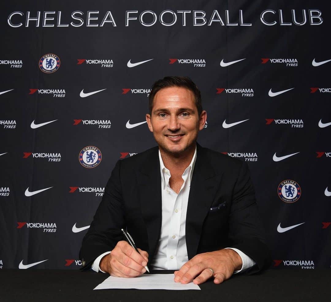 チェルシーFCさんのインスタグラム写真 - (チェルシーFCInstagram)「HE’S HOME! @FrankLampard is the new Chelsea head coach! ✍️ #WelcomeHomeFrank #CFC #Chelsea」7月4日 17時00分 - chelseafc