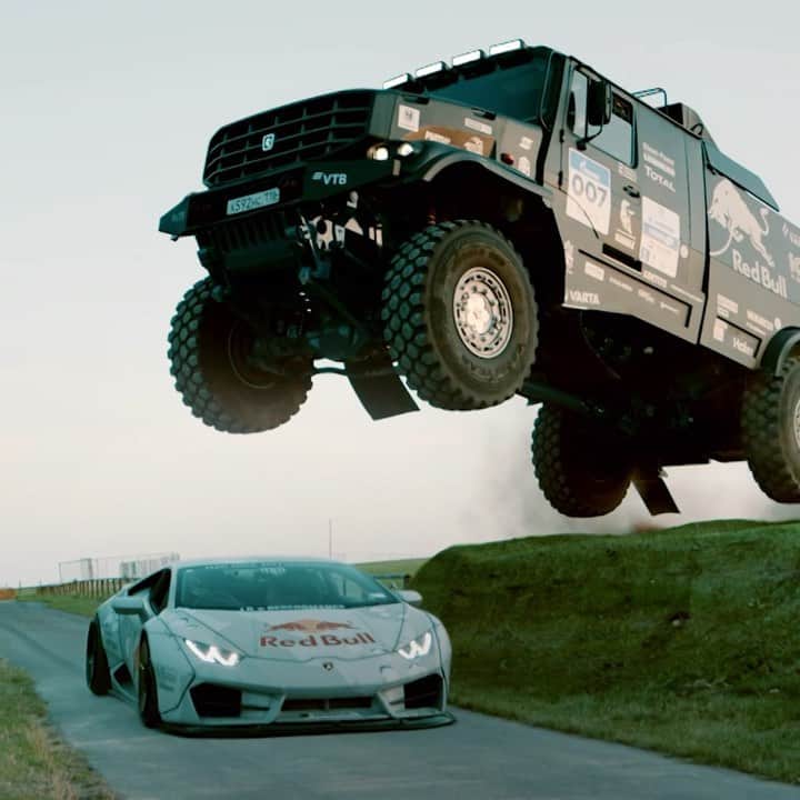 のインスタグラム：「Lamborghini turned drift car✅ Kamaz Rally Truck✅ @madmike.123 & @eduardnikolaevofficial ✅ Adrenaline ✅✅✅ ▶️ link in bio. #kamaz #motorsports #drift #redbull #goodwood」