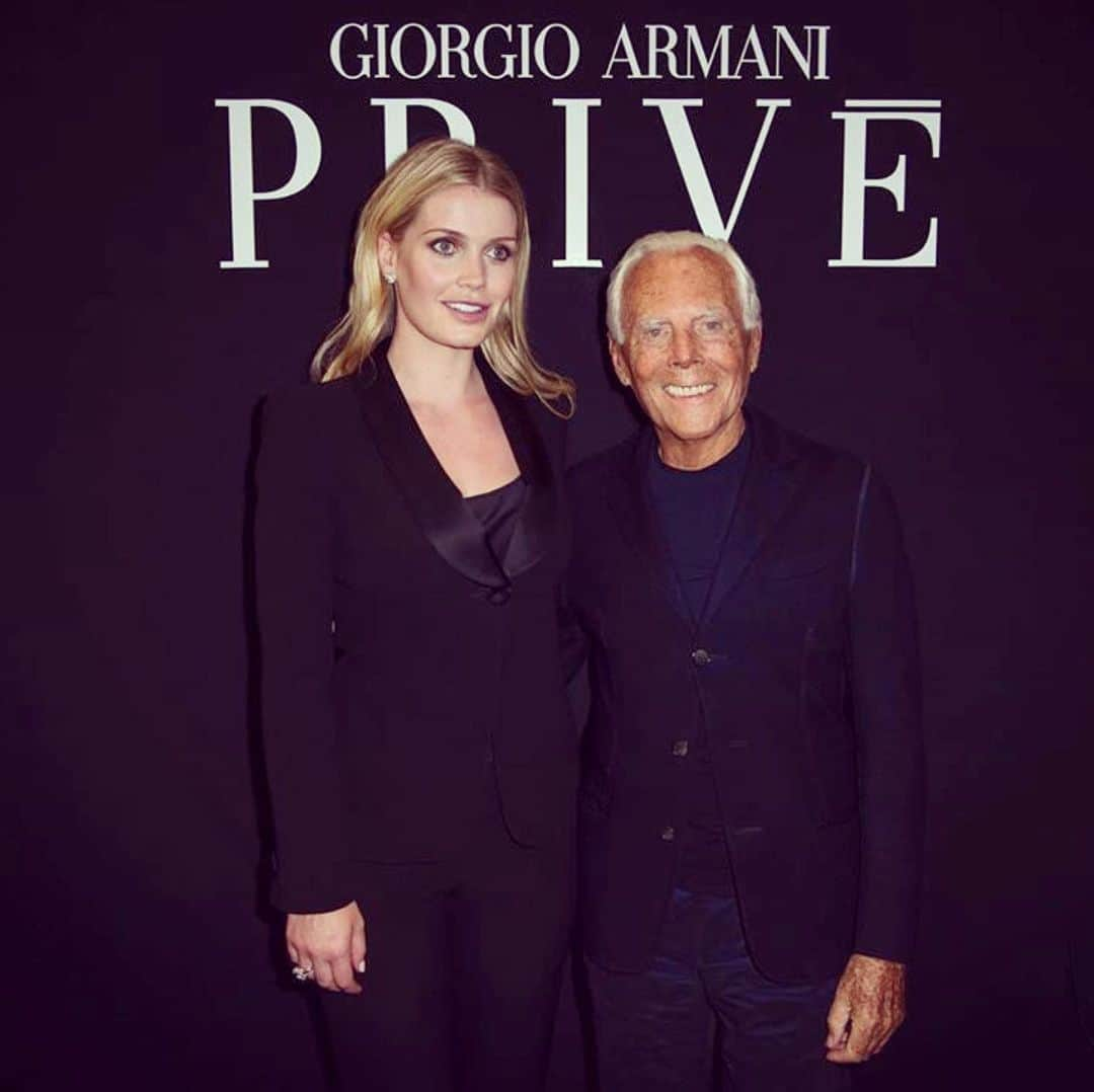 キティ・スペンサーさんのインスタグラム写真 - (キティ・スペンサーInstagram)「Thank you for having me Mr Armani and congratulations on the most beautiful Privé collection 🖤  #Repost @armani ・・・ Mr Armani with some of his special guests at the #GiorgioArmaniPrivé FW 2019-2020 show held at the Petit Palais in Paris #pfw  @kitty.spencer @nicolekidman @keithurban @nikkireed @iansomerhalder @sarasampaio @aliceoliviadellalxiii @malloryedens @rexdanger #DamienChazelle #OliviaHamilton #ClaudiaCardinale #NoraArnezeder」7月4日 17時48分 - kitty.spencer