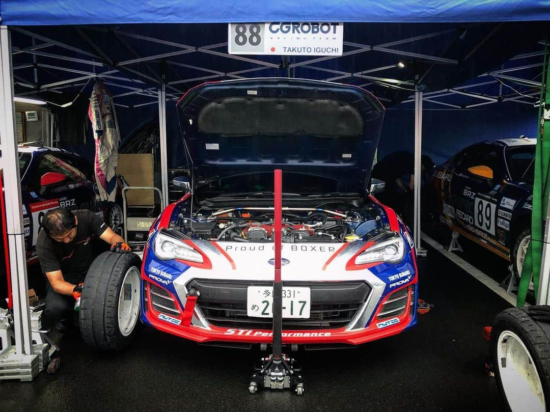 井口卓人さんのインスタグラム写真 - (井口卓人Instagram)「86/BRZ Race第5戦のレースウィークがスタートしました。今日は、不安定な天気でしたが、、最後にドライコンディションで走れました👌明日から、どんな天気になるんでしょうか？😅」7月4日 18時00分 - takutoiguchi