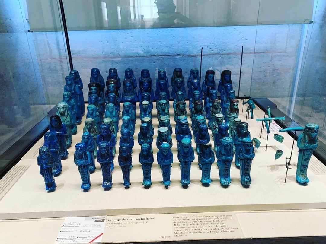 平野綾さんのインスタグラム写真 - (平野綾Instagram)「ルーヴル美術館シリーズ✨﻿ ﻿ ﻿ いつか見てみたかった作品が目の前に！﻿ ﻿ 夢のようでした💫﻿ ﻿ ﻿ ﻿ #lourve #ルーヴル美術館﻿ #paris #france﻿ #ayahirano #平野綾」7月4日 18時25分 - a_ya.hirano