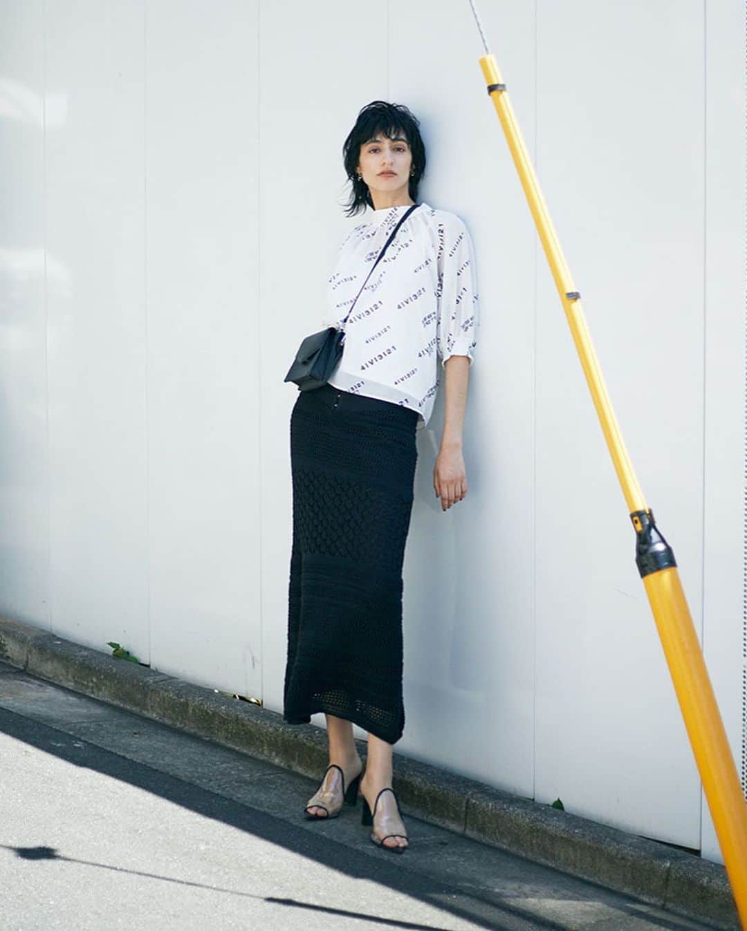 Ameri vintageさんのインスタグラム写真 - (Ameri vintageInstagram)「07.05(fri)12:00 AMERI PASSCODE GATHER BLOUSE will be released by online. . #ameri #amerivintage #shopping #fashion #japan #logo」7月4日 18時23分 - amerivintage