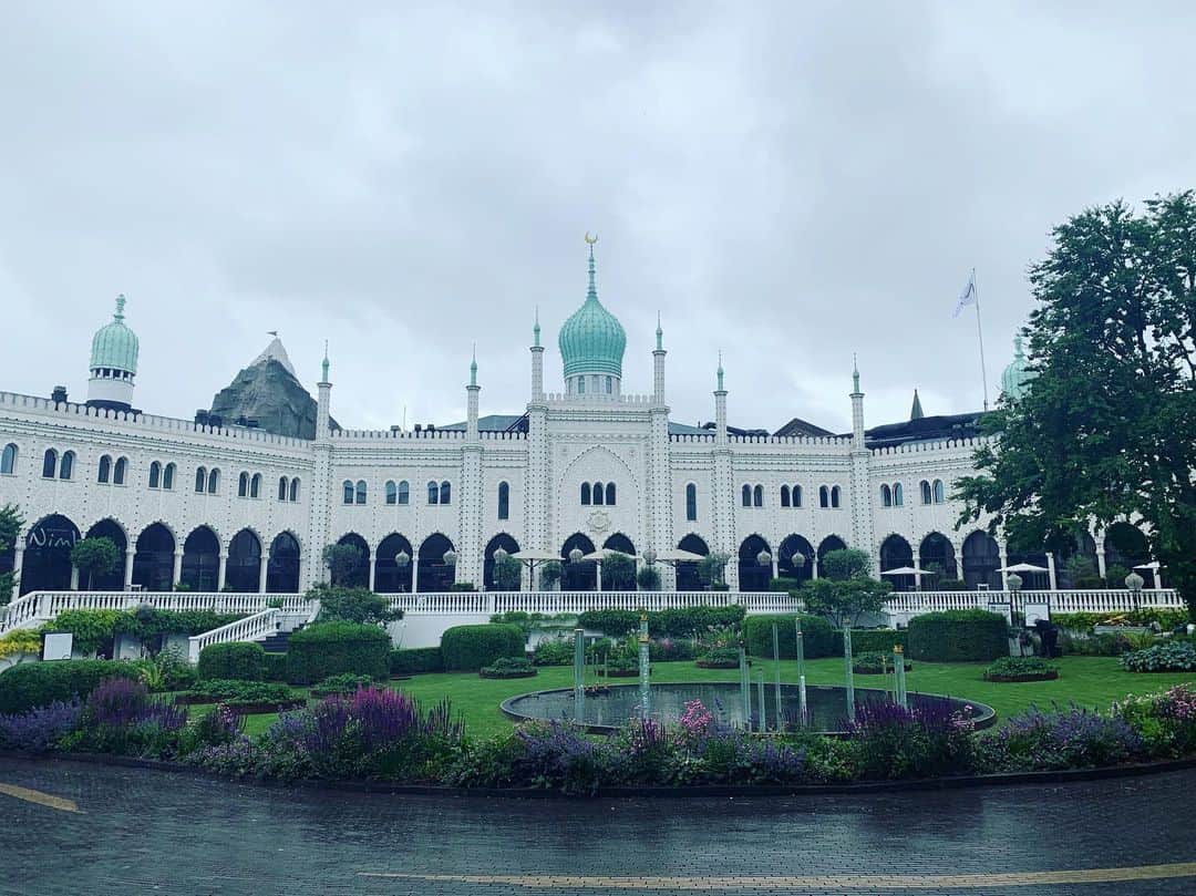 名波はるかさんのインスタグラム写真 - (名波はるかInstagram)「今日泊まるホテル💖 憧れの宮殿のようなホテルです✨#nimbhotel #hotel #コペンハーゲン」7月4日 18時50分 - nanamiharukatraveler