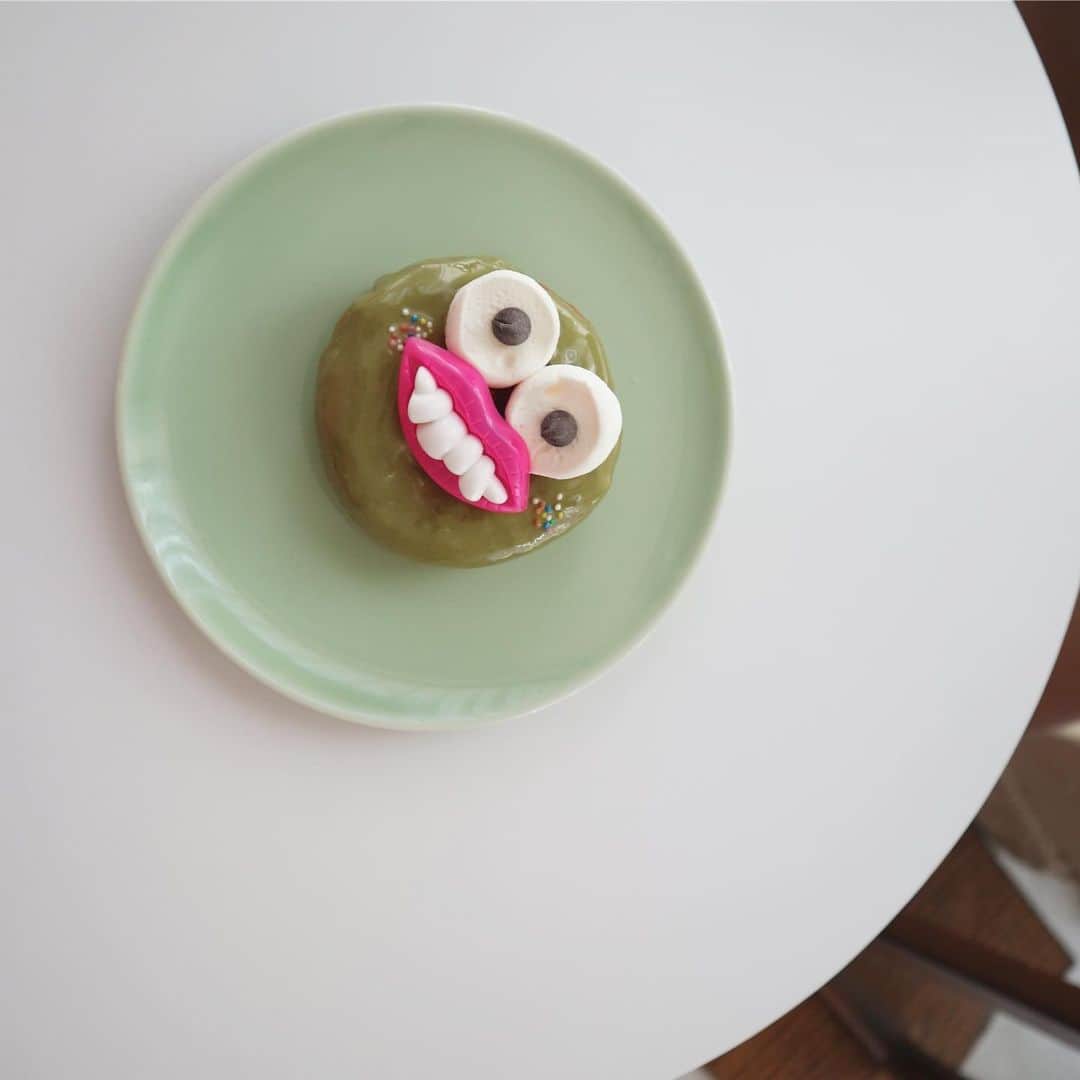中野恵那さんのインスタグラム写真 - (中野恵那Instagram)「韓国のドーナツが 可愛すぎた事件🍩♡♡ なんか1枚目の子可愛くて 食べるのもったいなかった、笑」7月4日 19時02分 - nakano.ena