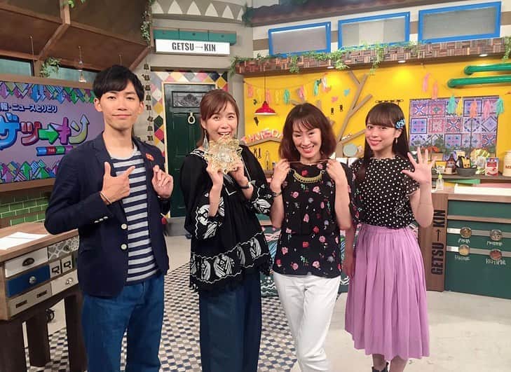 のインスタグラム：「#ゲツキン ありがとうございました✨ 「水引アクセサリー」いかがでしたか😉？ 川田さん、あみるさん、泉先生にもそれぞれお気に入りのものを選んでもらいました💖 . 和の素材なのにお洋服👗にも合うし、、 なにより可愛いですよね❤️ . 今日も楽しかった😆🎶 次回もよろしくお願いします✌🏽」