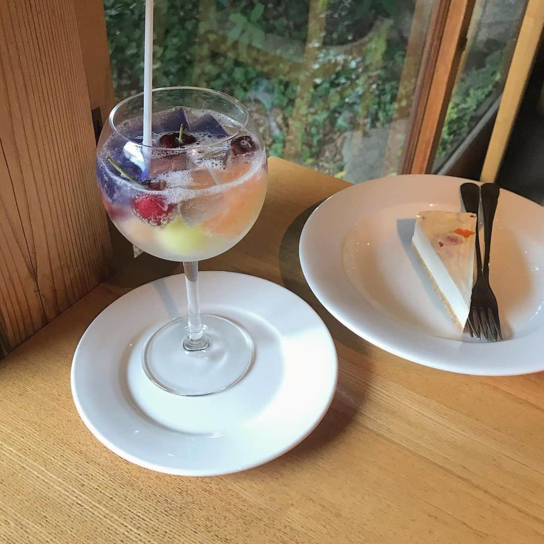 i am aiさんのインスタグラム写真 - (i am aiInstagram)「fruits jelly ponchi🍈✨🍉 ㅤㅤㅤㅤㅤㅤㅤㅤㅤㅤㅤㅤㅤ カラフル〜 どりーむポンチと命名🦋 #papparayray」7月4日 19時46分 - aicoooro