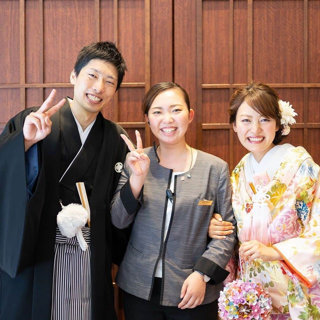 KIYOMIZU京都東山 公式さんのインスタグラム写真 - (KIYOMIZU京都東山 公式Instagram)「@kiyomizu_kyoto_higashiyama をフォローして、 『#kiyomizu京都東山』 『#kiyomizu花嫁』 『#スタイルズ花嫁』 をつけて投稿してくださいね＊ . #kiyomizu花嫁さまのパーティレポート を紹介♡ \\おふたりのこだわりポイントは…?// 「お互いの存在 家族の存在に 感謝を伝えるウェディング」 そんなコンセプトのもと、 家族、友人、ゲストの皆さまと 笑顔の絶えないパーティになりました＊* . どんな時にでも前に進めたのは ご家族がいたから。 愛や絆が溢れ出すひと時は特別でした♡ . ---------------------- . ▼パーティレポート更新中！ インスタのTOPURLからcheck⚐ ＞＞＞ @kiyomizu_kyoto_higashiyama. #スタイルズ花嫁 #dress #kyoto #kiyomizu #wedding #weddingdress #ウェディングドレス #ウェディングレポ #チャペル #ブライダルフェア #プレ花嫁 #卒花 #披露宴 #日本中のプレ花嫁さんと繋がりたい #結婚式 #結婚式場 #結婚式準備 #京都 #京都花嫁#関西花嫁  #marryxoxo #Dressy花嫁 #maricuru #maricuru卒花アンバサダー #家族婚 #チャペル挙式」7月4日 19時46分 - kiyomizu_kyoto_higashiyama