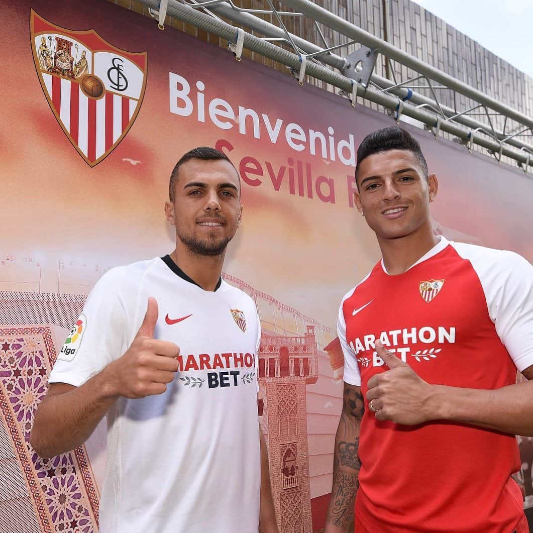 セビージャFCさんのインスタグラム写真 - (セビージャFCInstagram)「¡Bienvenidos al #SevillaFC! 😊⚪️🔴 #WeareSevilla #vamosmiSevilla #MeLateTuEscudo」7月4日 20時11分 - sevillafc