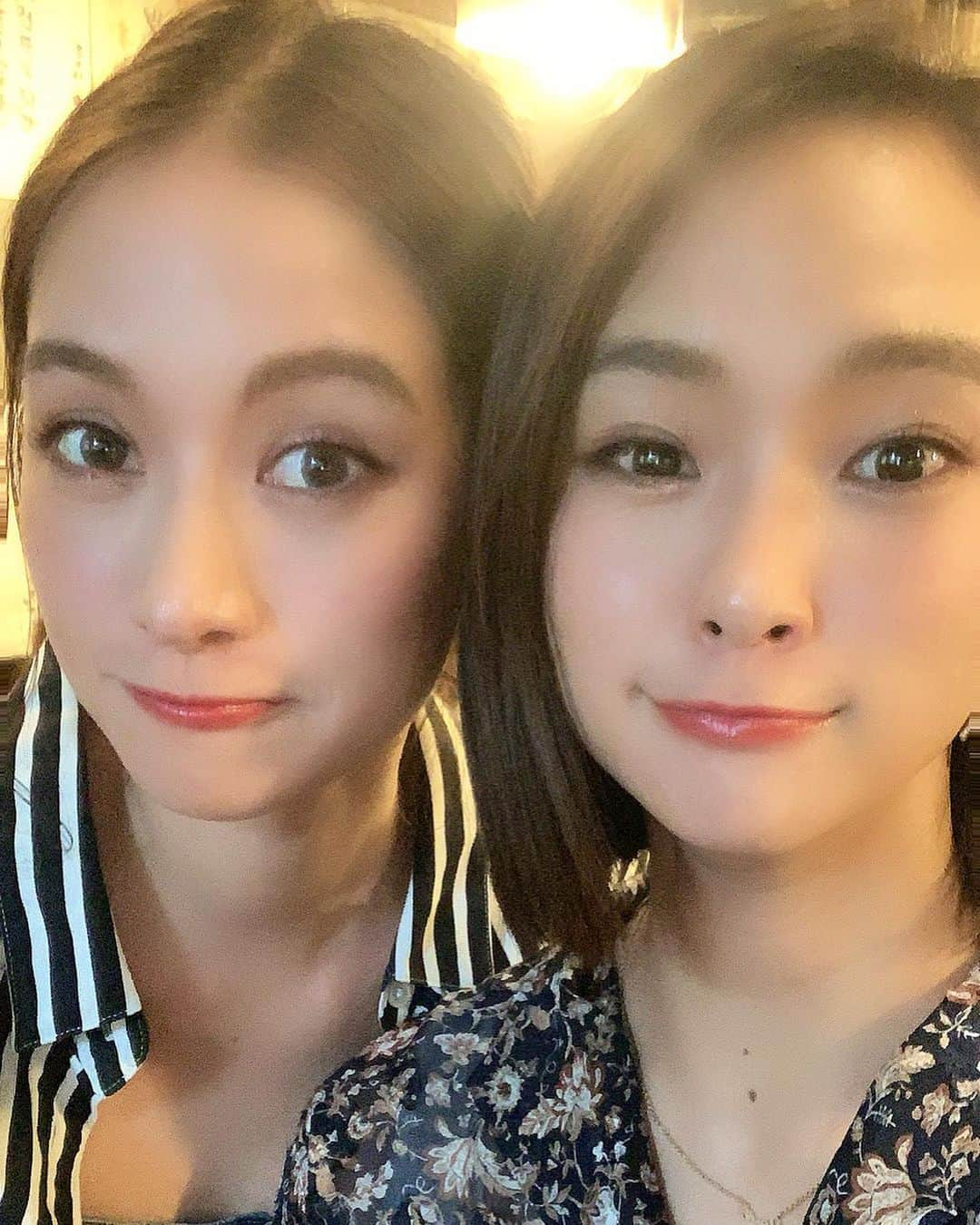 大森美知さんのインスタグラム写真 - (大森美知Instagram)「久しぶりの#れおみち 🌻🌻🌻🌻🌻妹よ。だいすきがとまらん💛 地元飯 馬焼肉じゅーじゅーしながら、 くだらん事で笑えるって幸せ🌼 充電チャージ🔋🌈ボブ似合っとるね〜✨ ________________________________ #写真いいのありすぎてこれでも減らした #熊本 #がまだすばい #それでは聴いてください #alright #leola #大森みち」7月4日 20時19分 - michi_oomori_official