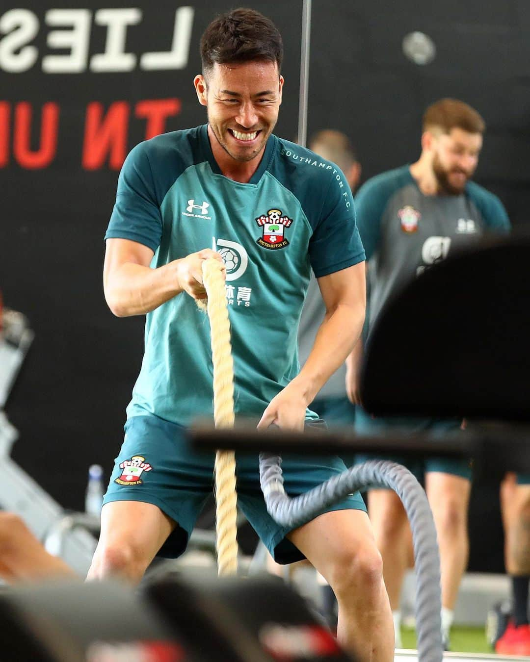 サウサンプトンFCさんのインスタグラム写真 - (サウサンプトンFCInstagram)「COMPLETE: “In the #SaintsFC squad, _________ would be my dream gym partner.” 😤👇」7月4日 20時29分 - southamptonfc