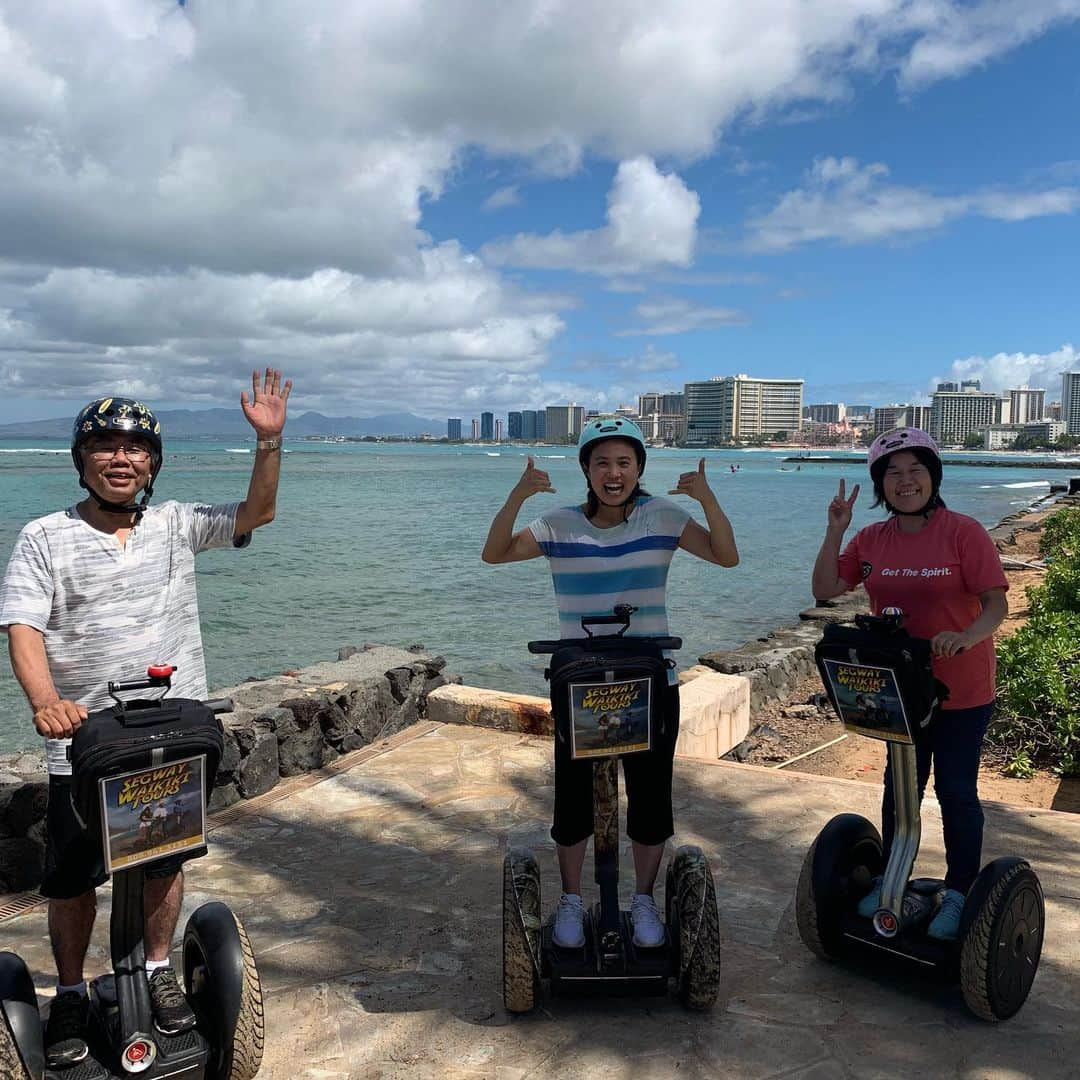 平野 早矢香さんのインスタグラム写真 - (平野 早矢香Instagram)「帰国しました✈️ ちょっと早めの夏休み🏝 約1週間楽しませてもらいました✨✨ 両親の笑顔をたくさん見ることができたので嬉しかったです‼️ 明日7月5日(金)は早速朝から番組出演です😊 テレビ朝日 グッドモーニング 6:00〜 よろしくお願いします✨  写真はまたゆっくりアップしたいと思います💕」7月4日 20時29分 - sayakahirano0324