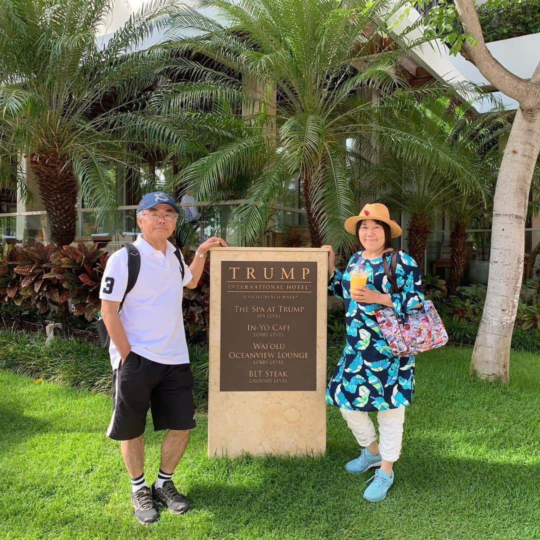 平野 早矢香さんのインスタグラム写真 - (平野 早矢香Instagram)「帰国しました✈️ ちょっと早めの夏休み🏝 約1週間楽しませてもらいました✨✨ 両親の笑顔をたくさん見ることができたので嬉しかったです‼️ 明日7月5日(金)は早速朝から番組出演です😊 テレビ朝日 グッドモーニング 6:00〜 よろしくお願いします✨  写真はまたゆっくりアップしたいと思います💕」7月4日 20時29分 - sayakahirano0324