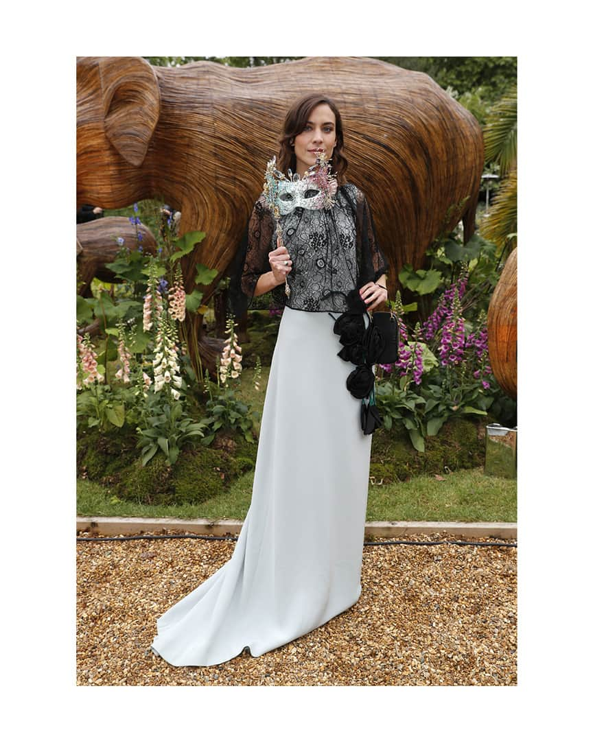 プラダさんのインスタグラム写真 - (プラダInstagram)「@alexachung wears a #Prada light-blue cady gown with a black Chantilly lace cape, embellished by satin flowers embroideries, during the Animal Ball, presented by Elephant Family at Lancaster House in London. #PradaPeople」7月4日 20時41分 - prada