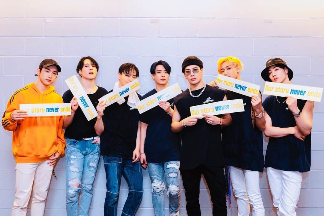 GOT7さんのインスタグラム写真 - (GOT7Instagram)「GOT7 2019 WORLD TOUR 'KEEP SPINNING' IN DALLAS  Our story never ends💚  @aacenter  #GOT7 #갓세븐 #GOT7_SPINNINGTOP #GOT7_BETWEEN_SECURITY_AND_INSECURITY #GOT7_ECLIPSE #GOT7WORLDTOUR #GOT7_KEEPSPINNING」7月4日 21時28分 - got7.with.igot7