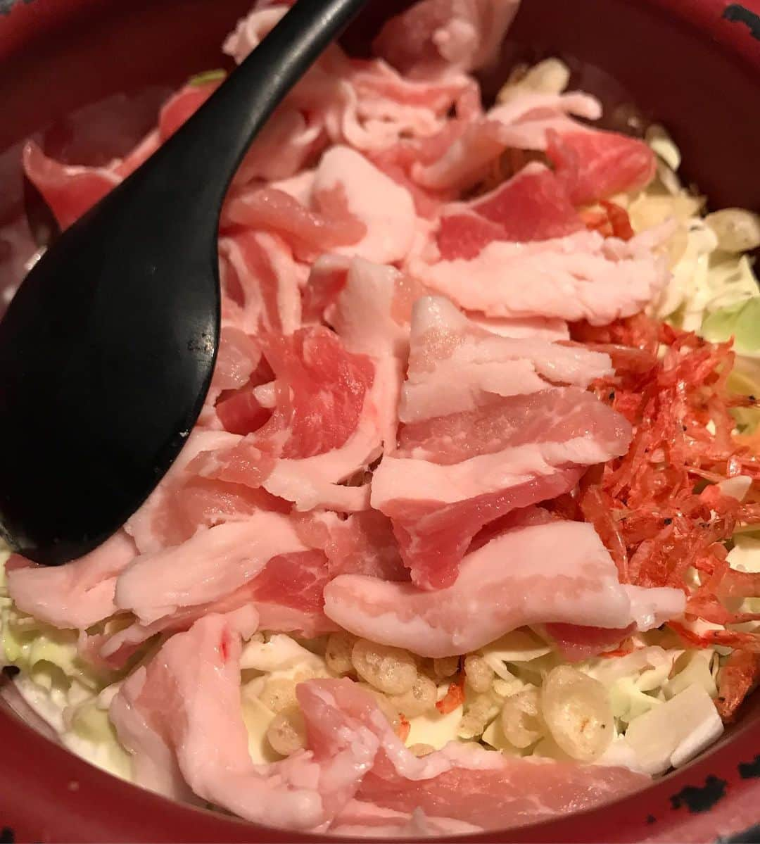 ハチミツ二郎さんのインスタグラム写真 - (ハチミツ二郎Instagram)「近所のお好み焼き屋  たこ天 ¥590 豚天 ¥490 はんぺんチーズ ¥360 生ビール中 ¥390 美味いのに安い。 明太子もんじゃは明太子一腹丸々。  行きつけにしよう。」7月4日 21時40分 - jirohachimitsu