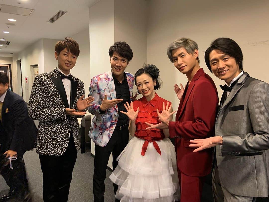 中澤卓也さんのインスタグラム写真 - (中澤卓也Instagram)「今日は長野県塩尻市にて「新・BS日本のうた」公開収録！久々の日本のうた、楽しかったです！お世話になりました皆様、ありがとうございました🙇‍♂️✨ 放送お楽しみに！😁 #nhkbsプレミアム #新bs日本のうた #公開収録 #長野県塩尻市 #放送お楽しみに #日本クラウン #茜色の恋 #中澤卓也」7月4日 21時40分 - takuya_nakazawa.118