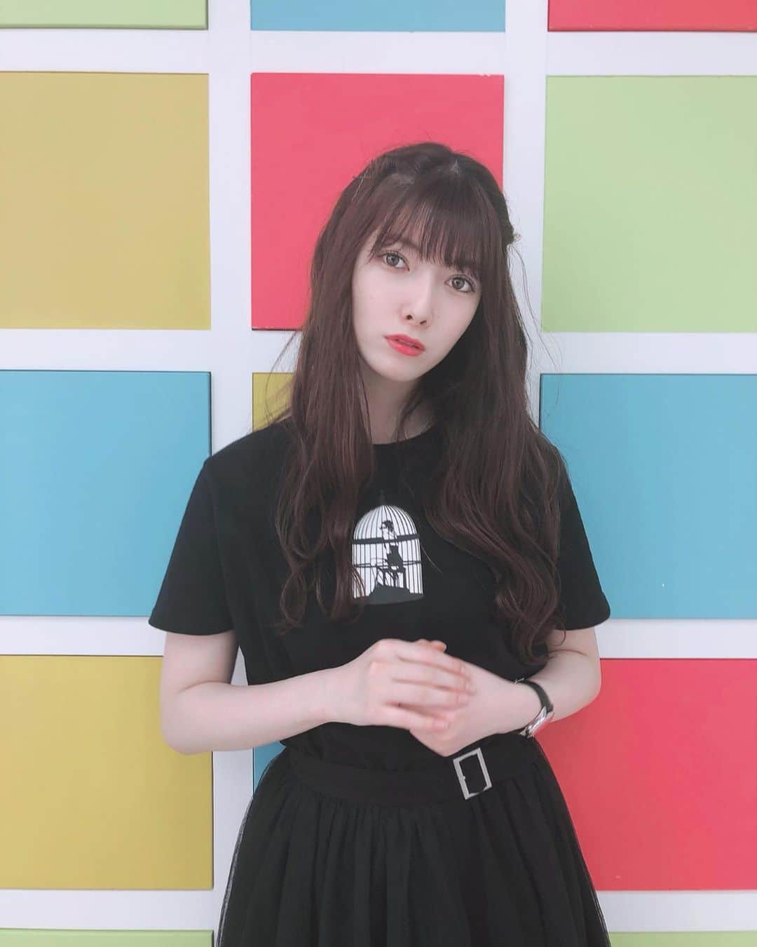 日下部美愛のインスタグラム：「照明がいい感じのスタジオだったので目がうるうる . . #photo #japan #model #me #portrait #portraitphotography #fashion #makeup #followme #instagood #camera #cosplay #cosplaygirl #한국 #맞팔 #사진 #데일리 #데일리룩 #粉我 #偶像」