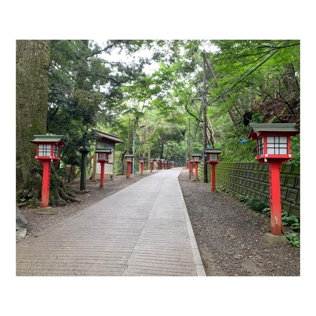 峰麻美さんのインスタグラム写真 - (峰麻美Instagram)「初めての高尾山⛰  富士山に登りたくて準備してたのに、頂上の溶岩が崩落して登れなくなったため、代わりに登ったつもりだった高尾山⛰  けど、ビアマウントがあったおかげでむしろ富士山より最高なんじゃないかと思えた❗️笑  天気も気持ち良くて、まじで癒されたからみんな行ってほしい🙏  #tokyo #mountains  #東京 #高尾山 #ビアマウント #ビール好き女子  #ビール党 #ビール部 #ビールクズ #クズ活 #ilovebeer #beerstagram  #ビアスタグラム #フローズン生」7月4日 21時45分 - asaaaaami.0702