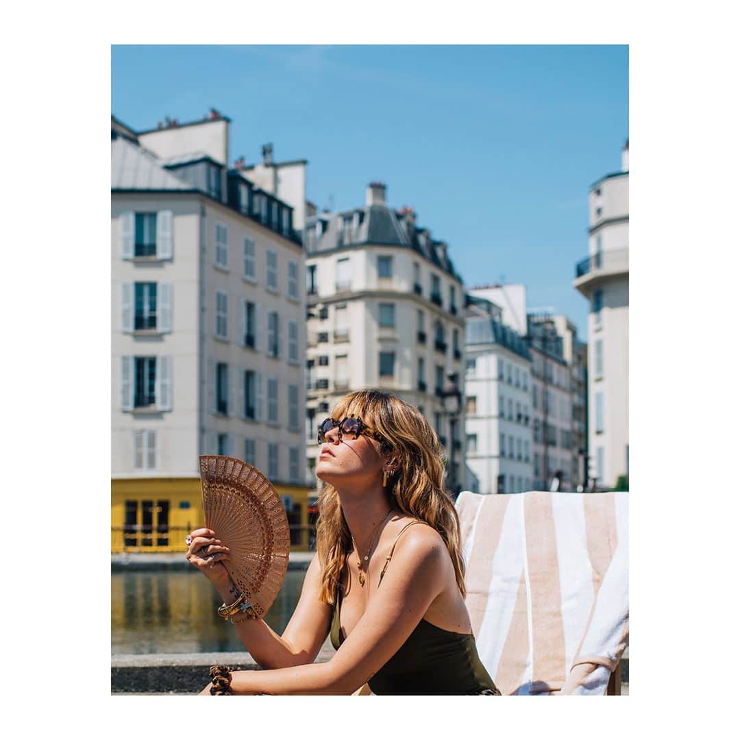 エレスさんのインスタグラム写真 - (エレスInstagram)「LONGING FOR SUMMER: get some fresh air by the Canal Saint-Martin wearing the Blondi swimsuit, just like @laura_isaaz  #longingforsummer #sunbathing #eresinthecity」7月4日 21時51分 - eres