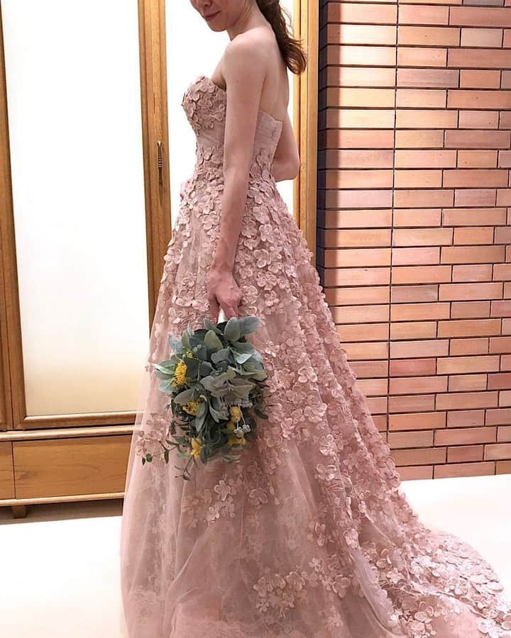 Dresses (ドレッシーズ)のインスタグラム