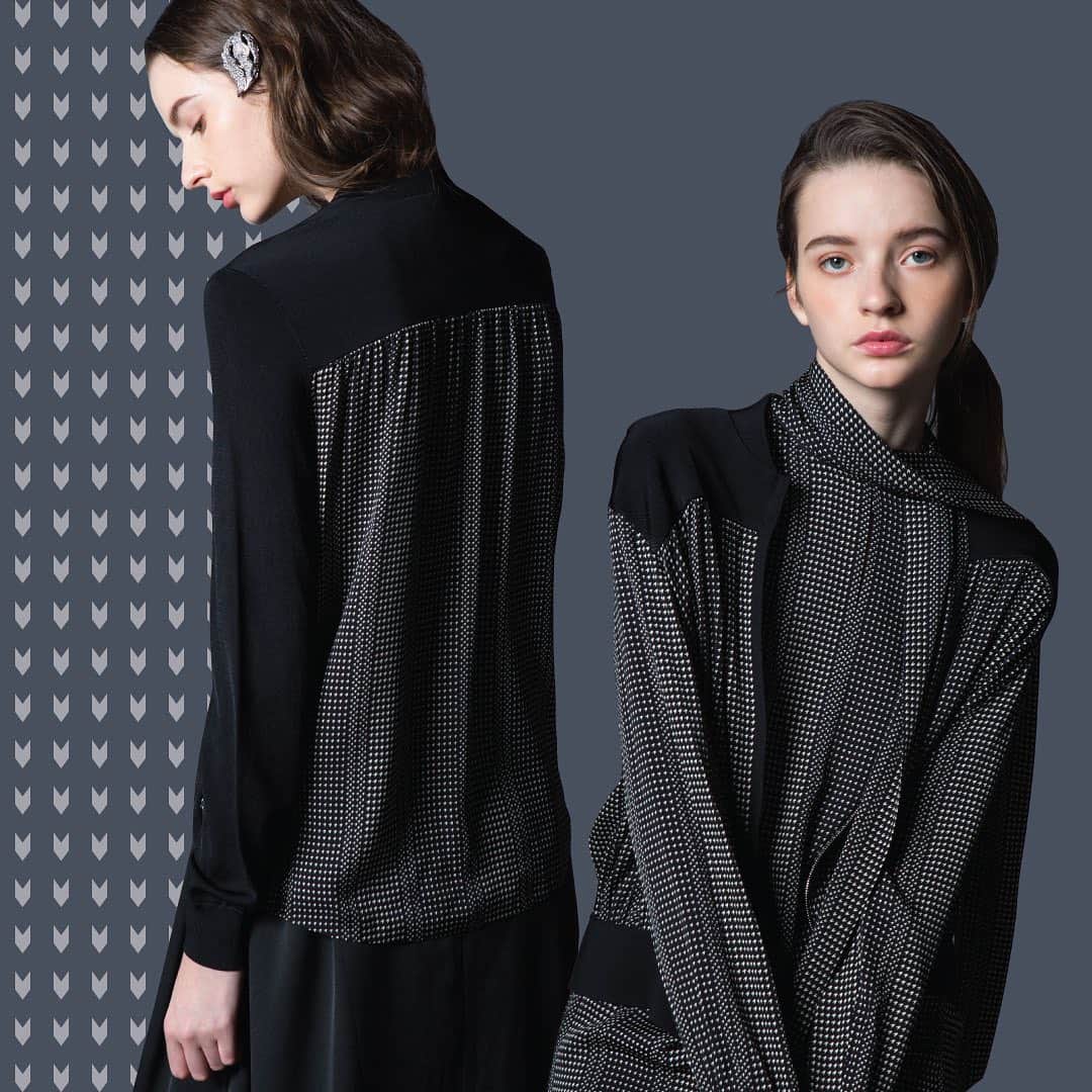 ANTEPRIMAさんのインスタグラム写真 - (ANTEPRIMAInstagram)「A gauzy piece to look chic. Crafted in both plain and houndstooth print, our Seta Print collection mixes breezy silk and elastane to exude carefree and feminine flair with an elegant twist.  #anteprima #FW19 #SetaPrint #FallWinter2019 #look #lookoftheday #dress #houndstooth #trend #cool #breezy #fashion #style #photo #ootd #elegance #luxury #italian #instafashion #fashiondesign #readytowear #womenswear #アンテプリマ #패션」7月4日 21時59分 - anteprimaofficial
