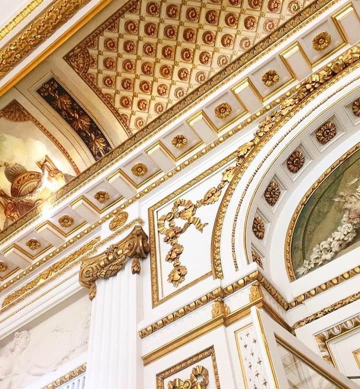 The Peninsula Hotelsさんのインスタグラム写真 - (The Peninsula HotelsInstagram)「Take a moment to look up at @thepeninsulaparis. You’ll see soaring, gilded ceilings that have been meticulously restored by teams of French master craftsmen utilising traditional techniques. . . . . . . . . #peninsulahotels #luxuryhotels #luxuryhotelexperience #luxurytravel #travel #beautifuldestinations #welltraveled #traveldiaries #jetset #jetsetter #hotel #hotellife」7月4日 22時02分 - peninsulahotels