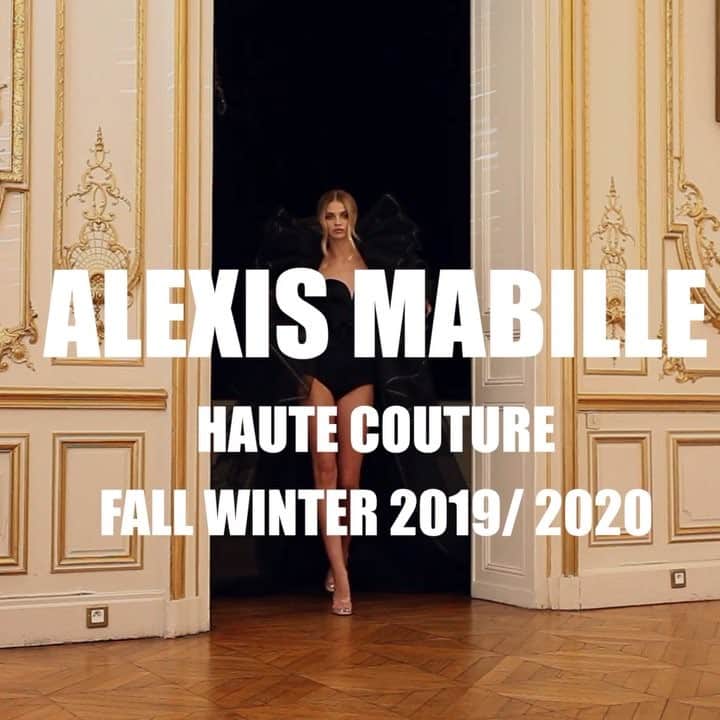 アレクシマビーユのインスタグラム：「Haute Couture collection opus 2 @alexismabille FW2019/20 full video on  https://youtu.be/bJuDpu7mw2w  Shot @julietrannoy hair @odilegilbert_official with @lorealpro makeup @lloydsimmondsmakeup with @macpro soundtrack @emmanuelcaurel  thanks to the dreamteam #alexismabille #alexismabillehautecouture #hautecouture #inthemood #teteatete #lorealprofessionel #maccosmetics #odilegilbert #lloydsimmons #julietrannoy #parishautecouture #emmanuelcaurel」