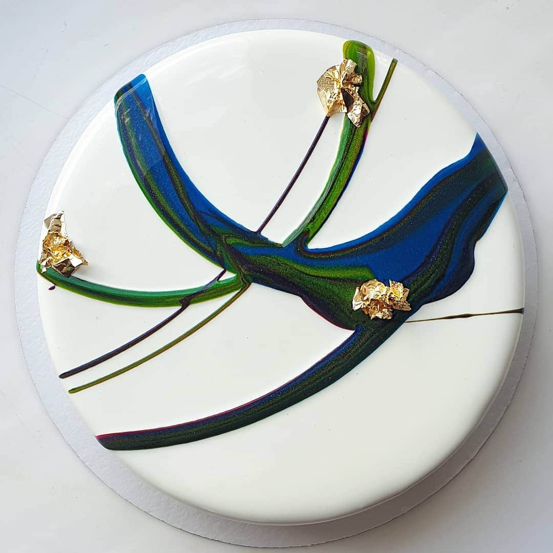 オリガ・ノスコワさんのインスタグラム写真 - (オリガ・ノスコワInstagram)「New design🍰👩🏼‍🎨😄. . #olganoskova#olganoskovaa#cake#art#artcake#art🎨#artwork#artgallery#desing#artist#ufa#moskow#weddingcake#mirrorcake#mirrorglaze#food#foodporn#foodblogger#dessert#cooking#masterclass#dessertmasters#pastryart#show#showcake#masterclassonline#noskovaonline#noskova_online#newyork#abstractart」7月4日 22時42分 - olganoskovaa