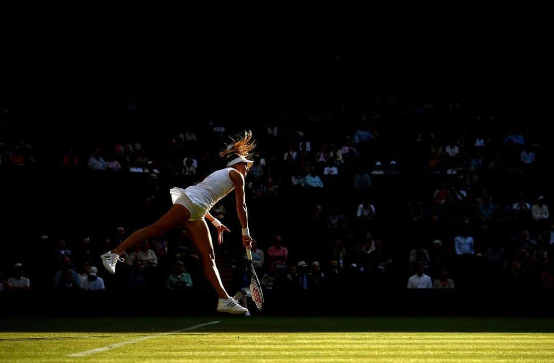 マンデイ・ミネラさんのインスタグラム写真 - (マンデイ・ミネラInstagram)「Thanks @wimbledon ❤️ #letsmakeithappen #beautifulcentrecourt」7月5日 8時26分 - mandyminella