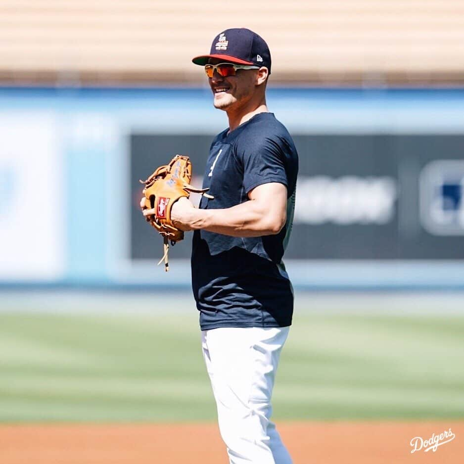 Los Angeles Dodgersさんのインスタグラム写真 - (Los Angeles DodgersInstagram)「‪So fresh and so clean. #FourthofJuly」7月5日 9時10分 - dodgers