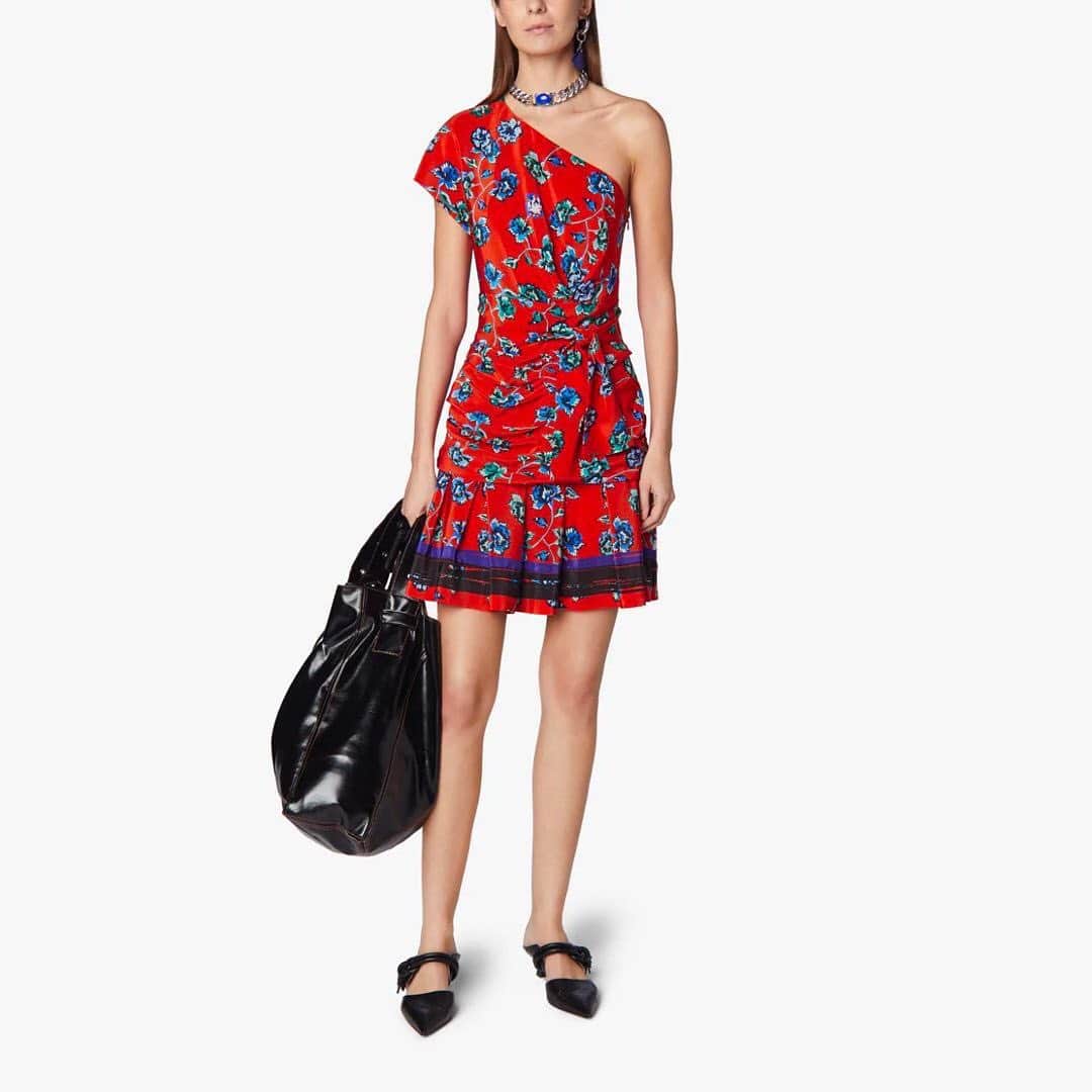 デレクラムさんのインスタグラム写真 - (デレクラムInstagram)「Discover our Belted One Shoulder French Floral dress.  Link in bio to shop.」7月5日 0時47分 - dereklam