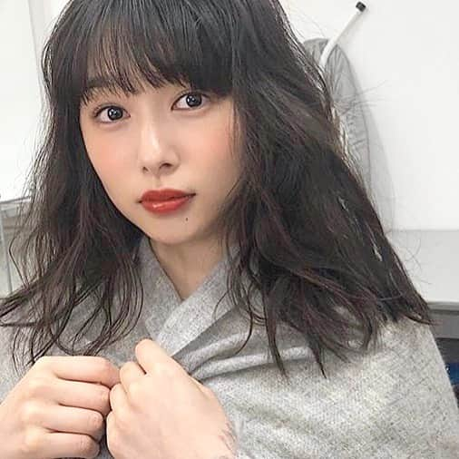 女優ファンアカウントのインスタグラム