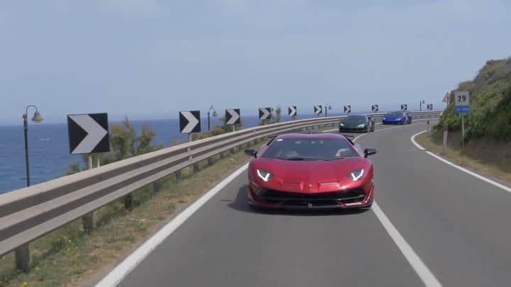 ランボルギーニのインスタグラム：「Sometimes beauty comes as a combination of stunning nature and high level technology. Our Lamborghini Giro in Sardinia definitely proved it.  #Lamborghini #LamborghiniGiro #OnTheRoad #Sardinia」